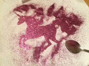 Glitzerbügelbilder selber machen, Klebeflexfolie, Glitzer, Mädchenkram, DIY