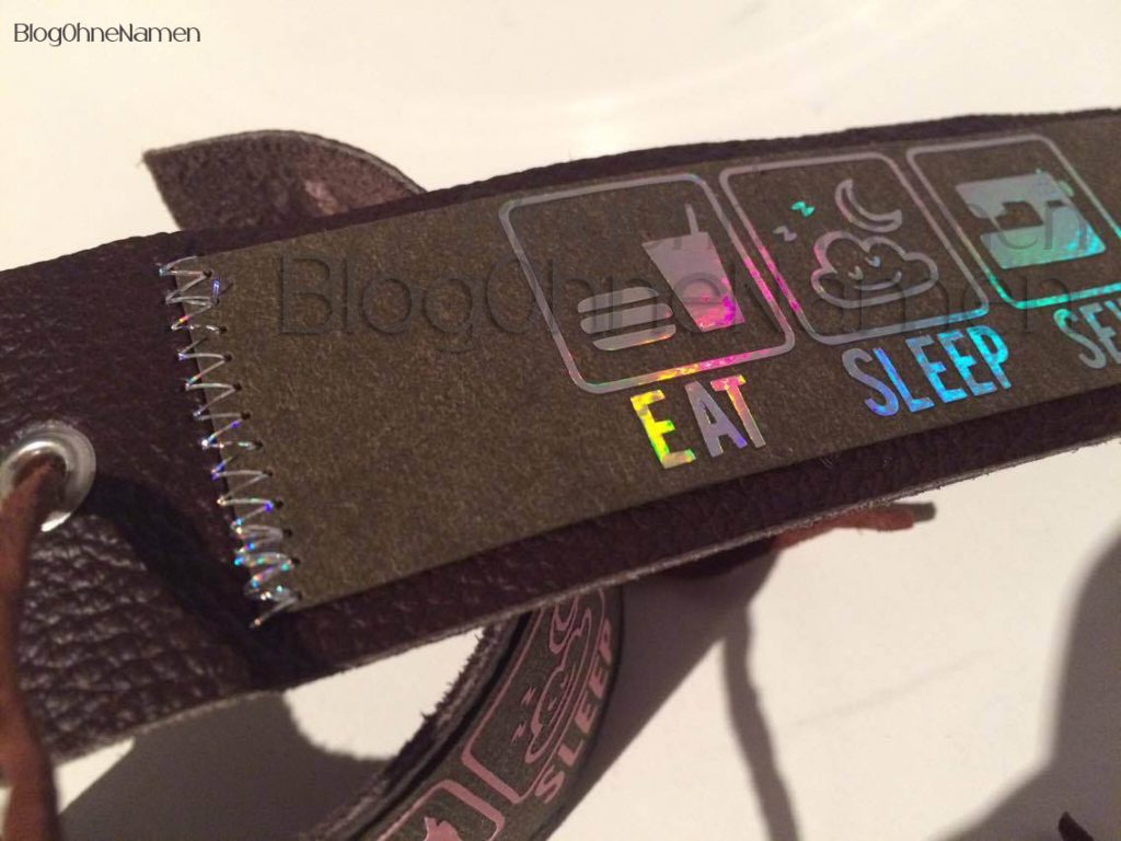 Armand aus Snap Pap und Leder. Die Snap Pap wurde beplottet.