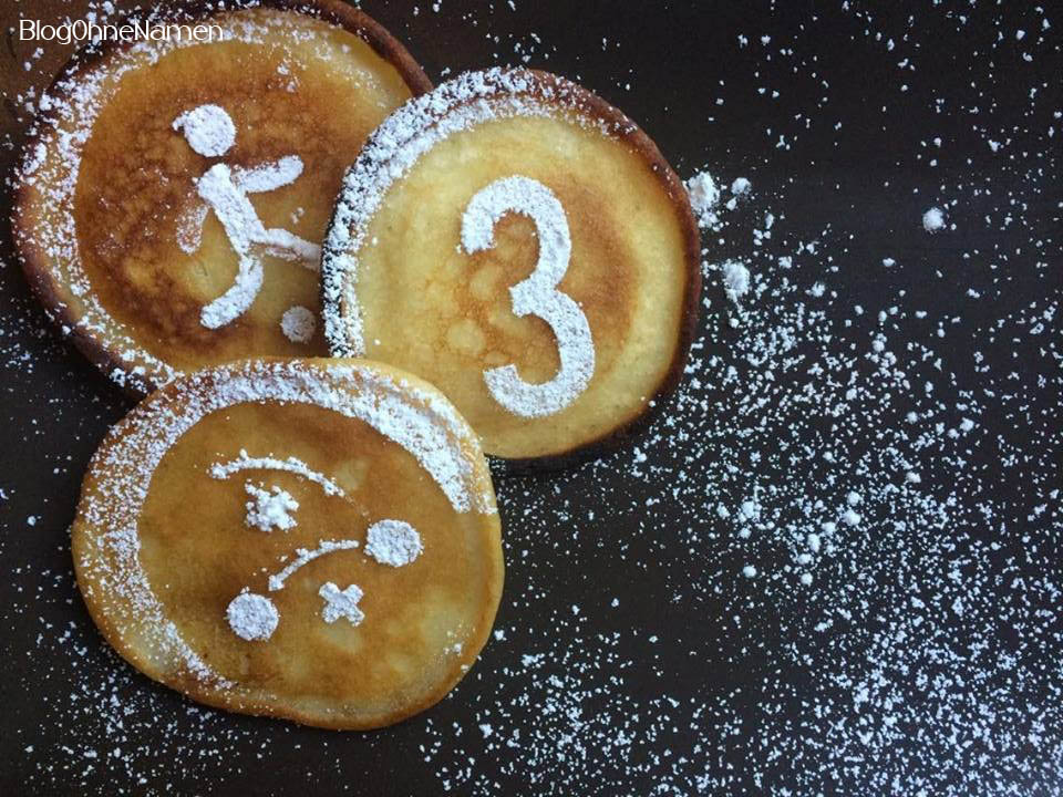 Mit dem Plotter und Windradfolie kann man wunderbar Schablonen für Torten,Muffins und Kuchen erstellen. ♥