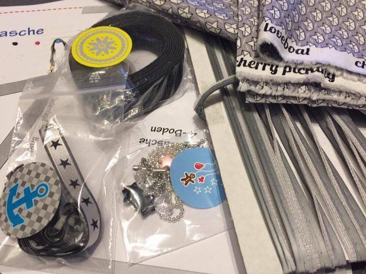 702746_567977840032963_606429205_n