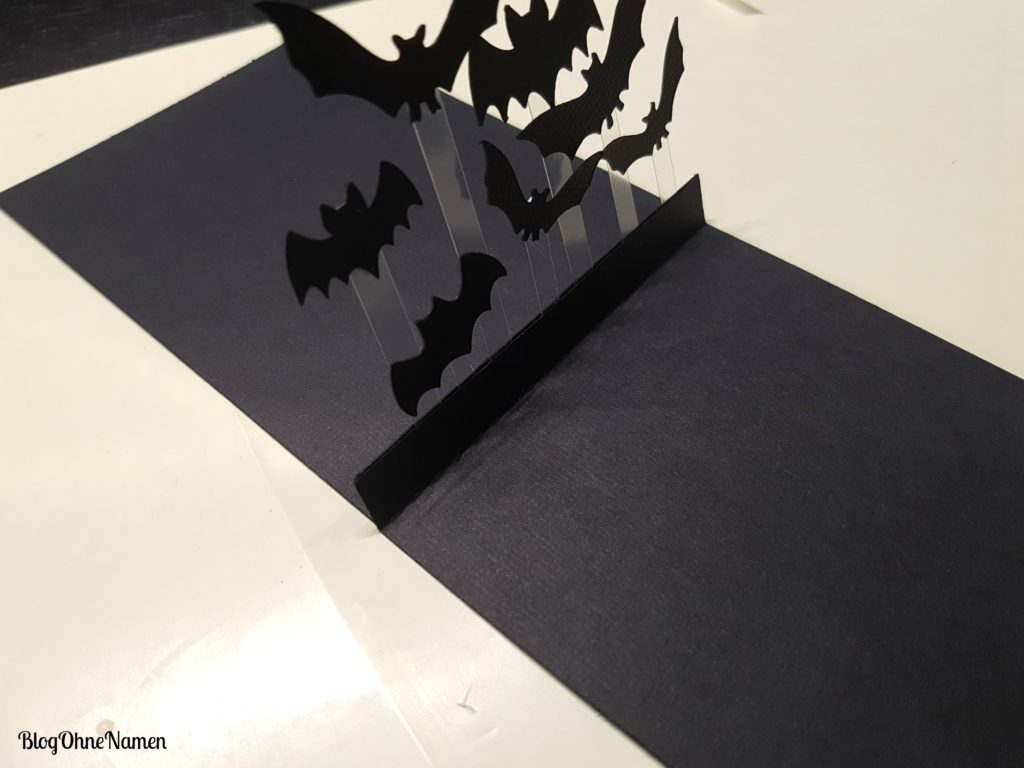 einfache-karte-zu-halloween-mit-plotter-freebie-10a