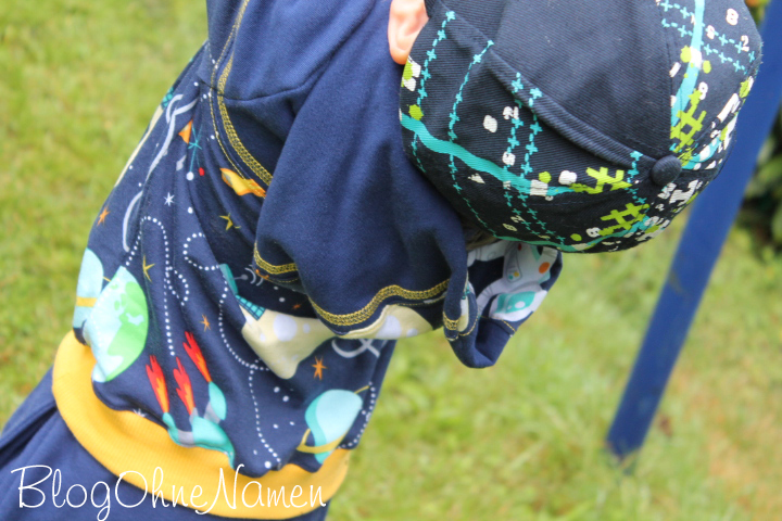 Nähen,Kinder,Sewing,Nähen macht Spaß, Ottobre,Relaxed Fit, Ziernähte, Fake Coverstich, Bee Kiddi Style, Spaceboys,Eigenproduktion, Stoffwelten