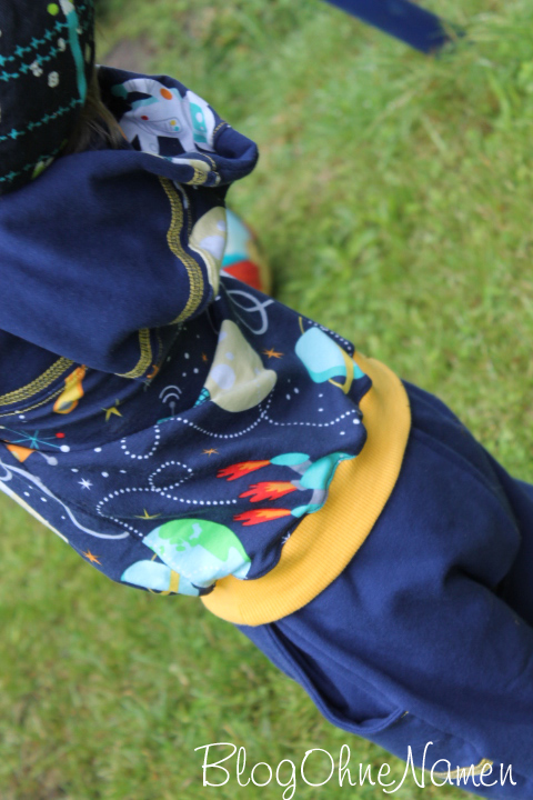 Nähen,Kinder,Sewing,Nähen macht Spaß, Ottobre,Relaxed Fit, Ziernähte, Fake Coverstich, Bee Kiddi Style, Spaceboys,Eigenproduktion, Stoffwelten